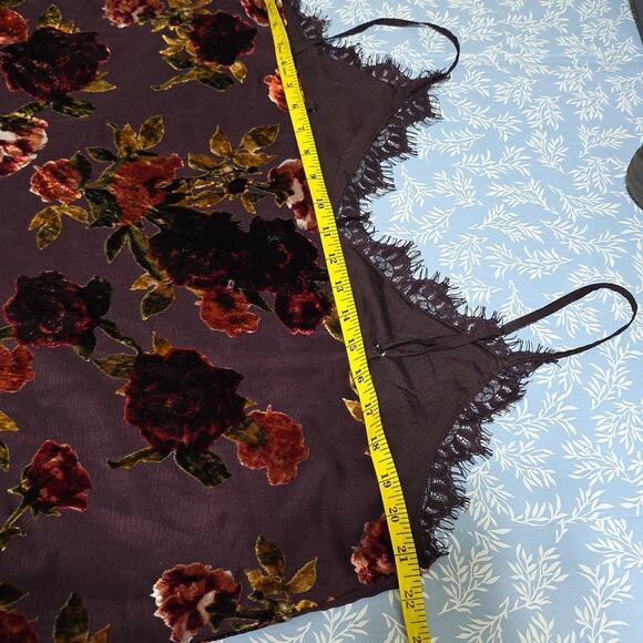 Womens Sz XL Velvet Burnout Dark Floral Lace Trim Camisole Purple Red Gold Y2K - Picture 9 of 11